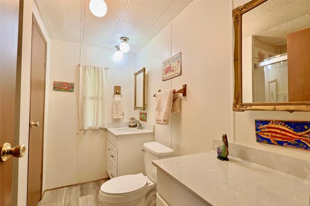 291 Hamilton Road, Eufaula, OK 74432