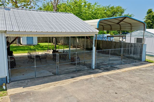 291 Hamilton Road, Eufaula, OK 74432