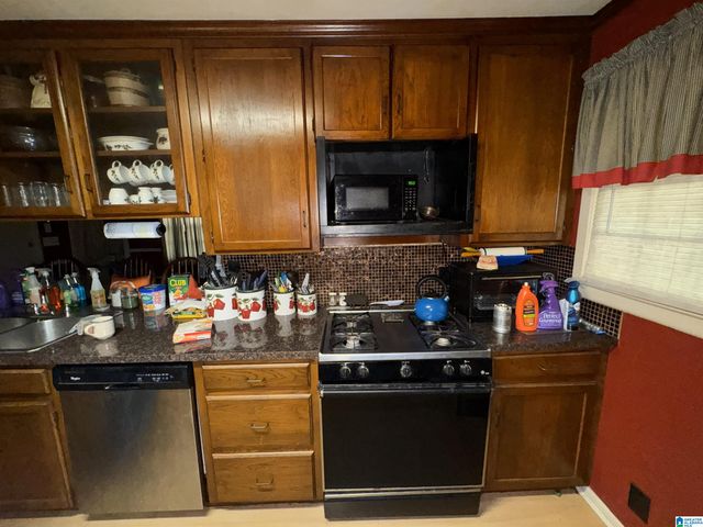 1299 HUEYTOWN ROAD, Hueytown, AL 35023