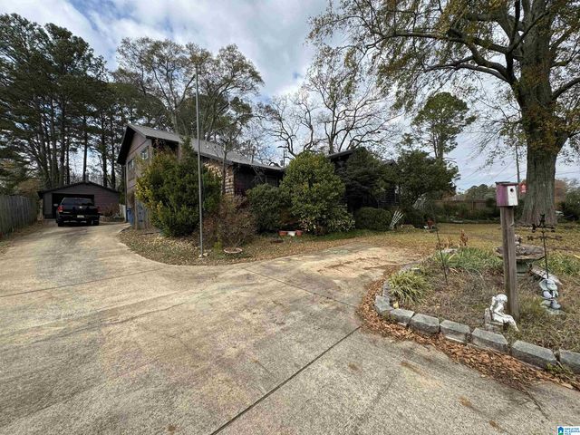 1299 HUEYTOWN ROAD, Hueytown, AL 35023