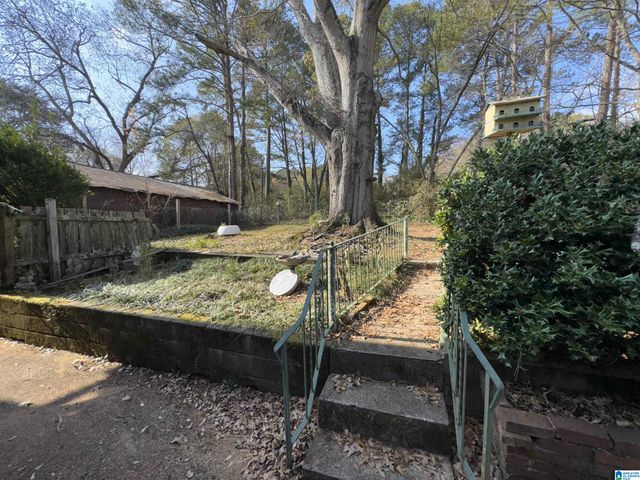 1299 HUEYTOWN ROAD, Hueytown, AL 35023