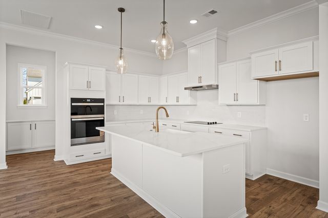 1822 Abelson Way, Columbia, TN 38401