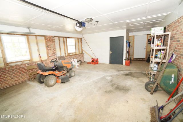 564 Whippoorwill Drive, Talbott, TN 37877