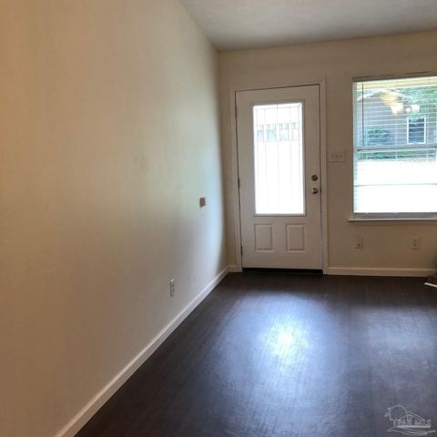 5940 Mona Ln B, Pensacola, FL 32504