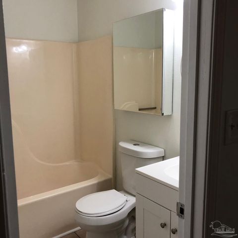 5940 Mona Ln B, Pensacola, FL 32504