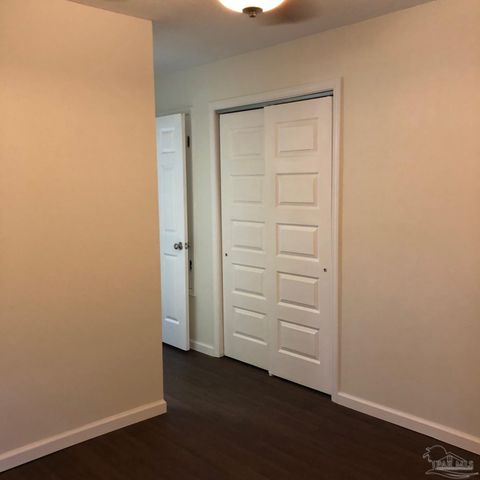 5940 Mona Ln B, Pensacola, FL 32504