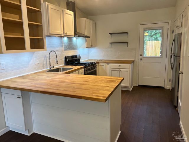 5940 Mona Ln B, Pensacola, FL 32504