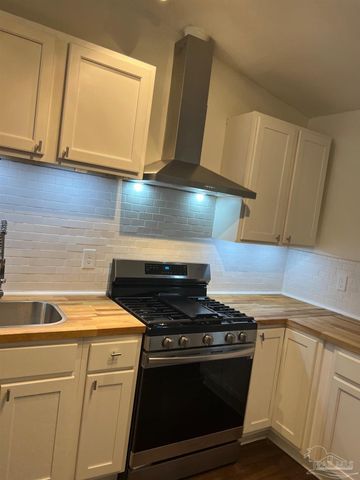 5940 Mona Ln B, Pensacola, FL 32504