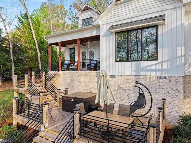 730 Mountain Shore Drive, Denton, NC 27239