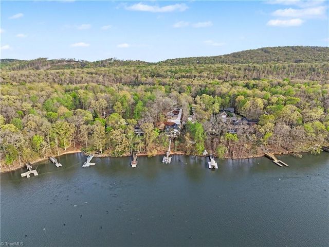 730 Mountain Shore Drive, Denton, NC 27239