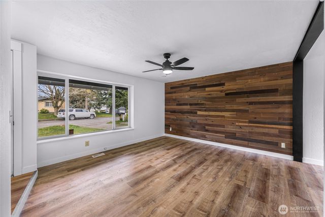 6158 Aquarius Avenue, Ferndale, WA 98248