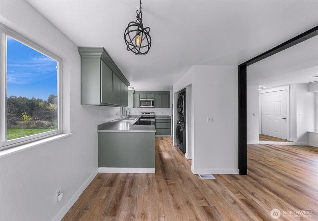 6158 Aquarius Avenue, Ferndale, WA 98248