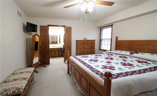 216 Johnston Parkway, Raymore, MO 64083