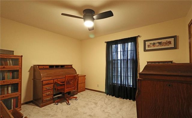 216 Johnston Parkway, Raymore, MO 64083