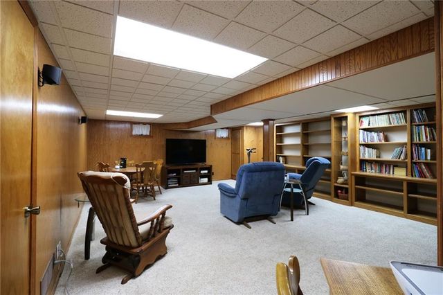 216 Johnston Parkway, Raymore, MO 64083