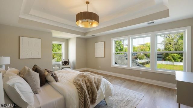 714 E Broad St, Westfield Town, NJ 07090