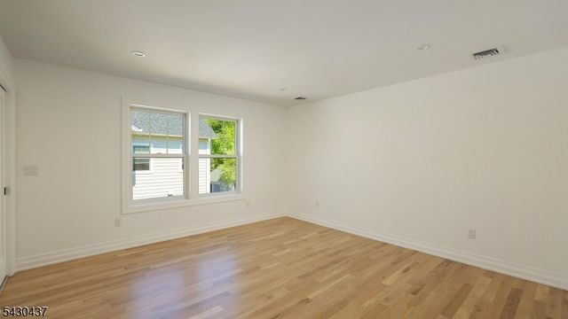 714 E Broad St, Westfield Town, NJ 07090