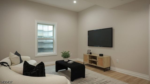 714 E Broad St, Westfield Town, NJ 07090