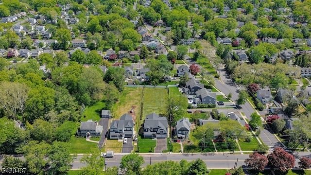 714 E Broad St, Westfield Town, NJ 07090