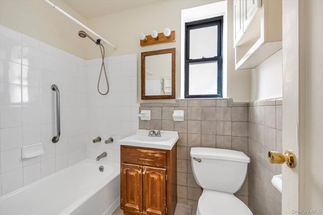 9963 66 Avenue B2, Rego Park, NY 11374