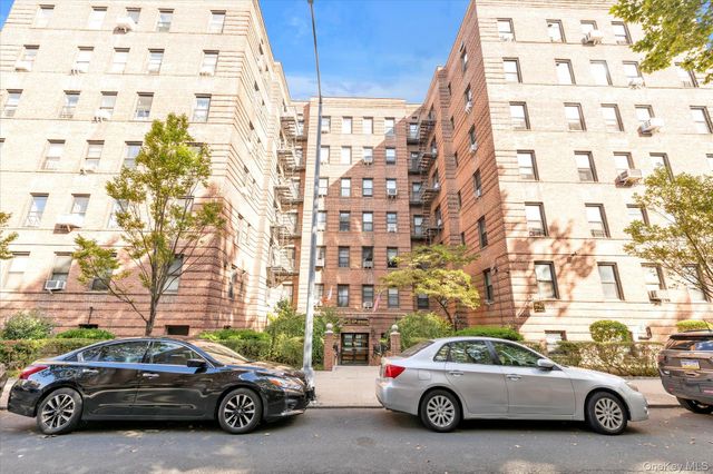 9963 66 Avenue B2, Rego Park, NY 11374