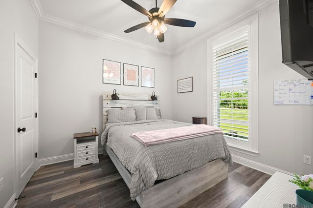 10290 Bayou Crossing, St Amant, LA 70774