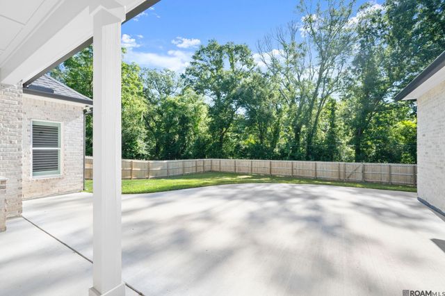 10290 Bayou Crossing, St Amant, LA 70774