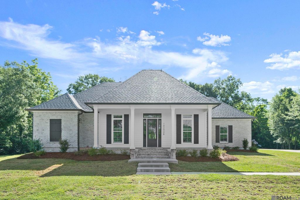10290 Bayou Crossing, St Amant, LA 70774