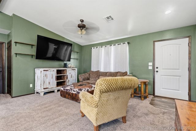 3940 Springdale, Ardmore, OK 73401