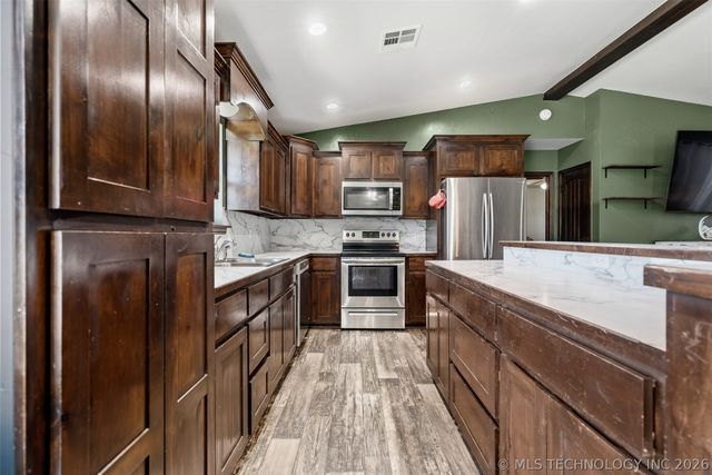 3940 Springdale, Ardmore, OK 73401