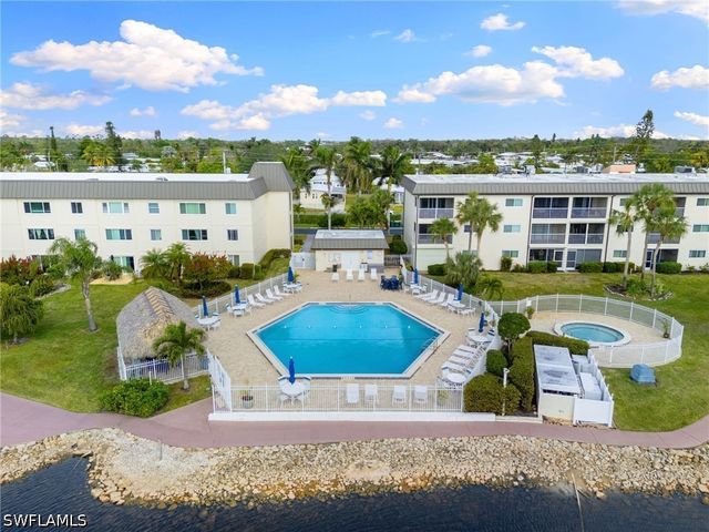 1024 Manatee RD C303, Naples, FL 34114