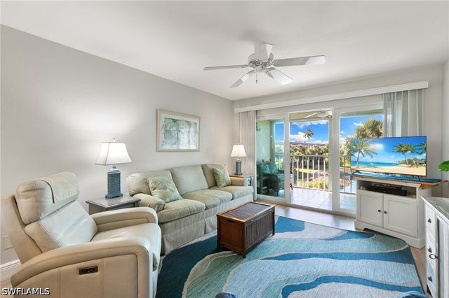 1024 Manatee RD C303, Naples, FL 34114