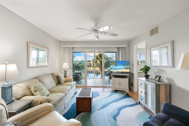 1024 Manatee RD C303, Naples, FL 34114