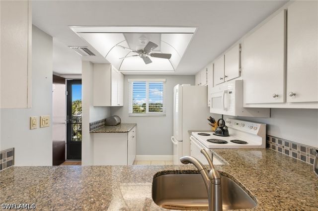 1024 Manatee RD C303, Naples, FL 34114