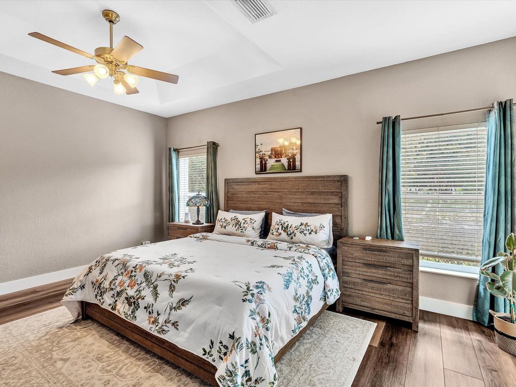 Image 30 of property listing at 10986 NW 62nd Court, Parkland, FL 33076