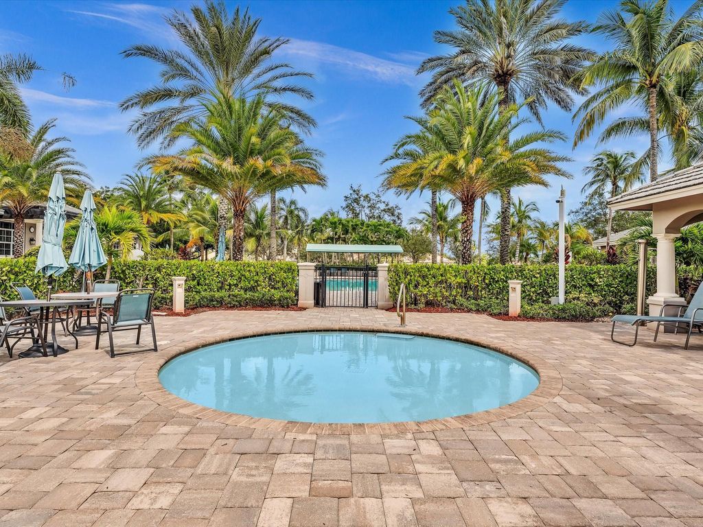 Image 55 of property listing at 10986 NW 62nd Court, Parkland, FL 33076