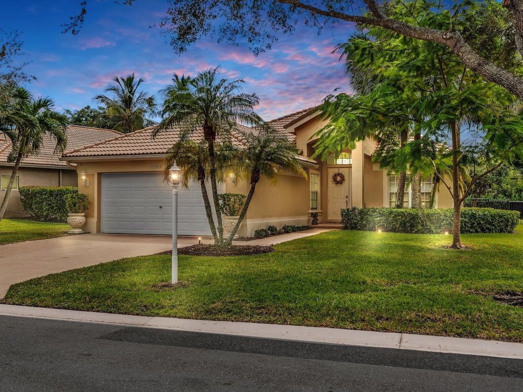 Image 59 of property listing at 10986 NW 62nd Court, Parkland, FL 33076