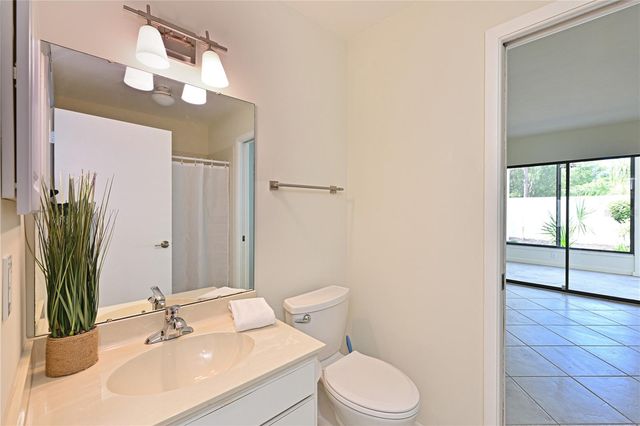 609 WOODLAWN DRIVE, Bradenton, FL 34210