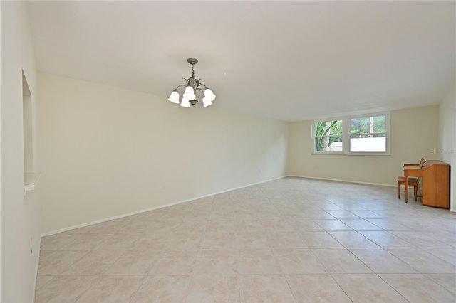 609 WOODLAWN DRIVE, Bradenton, FL 34210