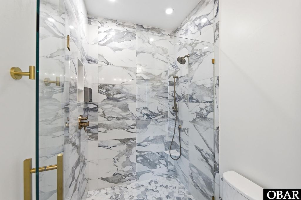 Image 28 of property listing at 22 Osprey Court Lot 22, Manteo, NC 27954