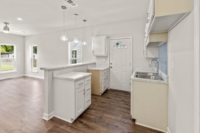 820 SEMMES ST, Memphis, TN 38111