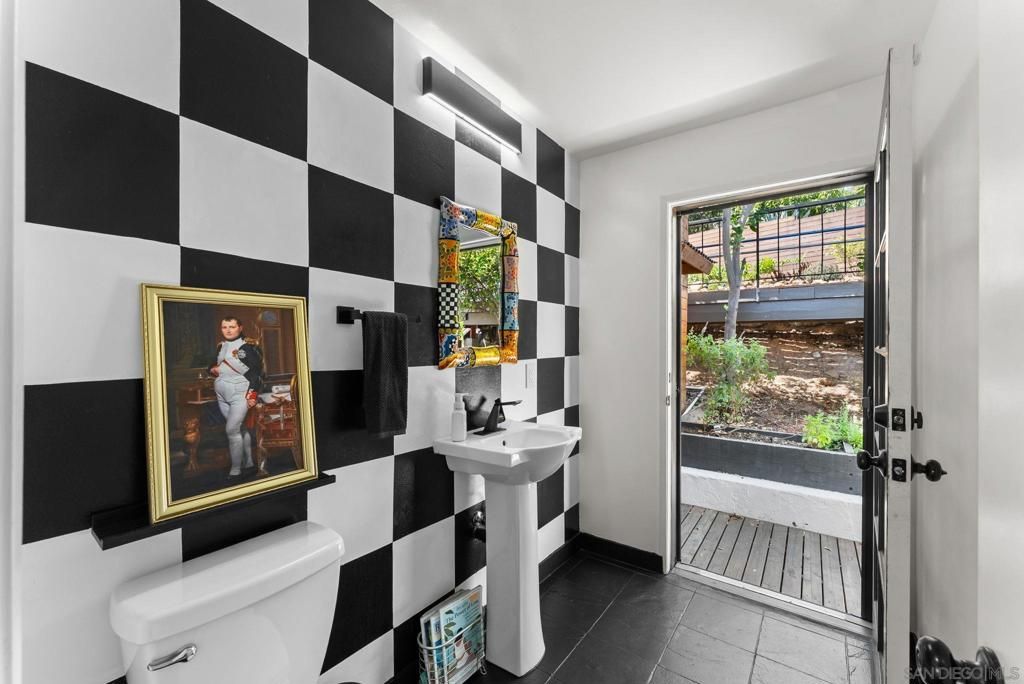 Image 31 of property listing at 7949 Pasadena Avenue, La Mesa, CA 91941