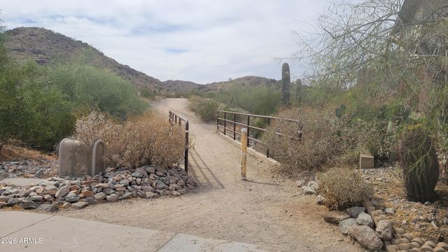 9854 S 47TH Place, Phoenix, AZ 85044