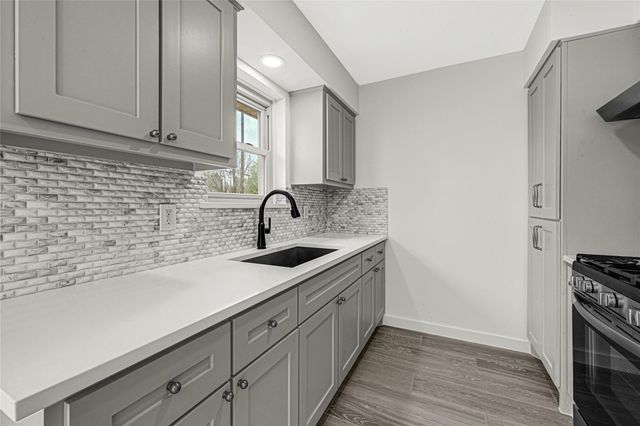 11502 Fawnway Dr, Houston, TX 77048