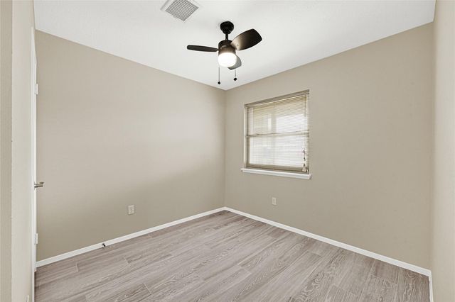 11502 Fawnway Dr, Houston, TX 77048