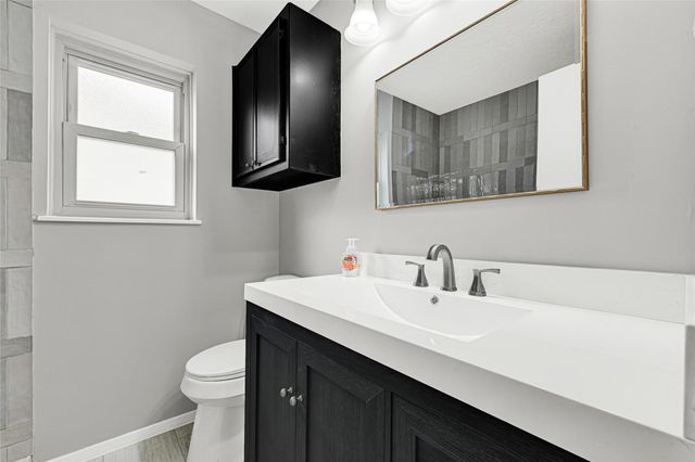 11502 Fawnway Dr, Houston, TX 77048