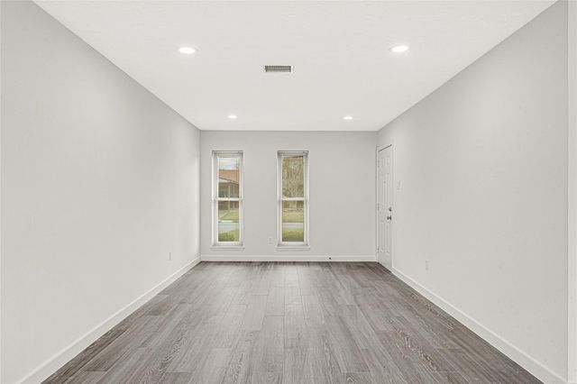 11502 Fawnway Dr, Houston, TX 77048