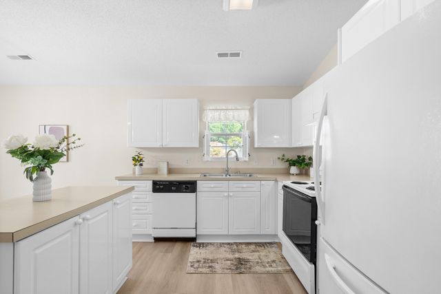 7971 Leeward Ln., Murrells Inlet, SC 29576