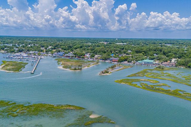 7971 Leeward Ln., Murrells Inlet, SC 29576