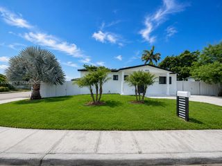 11820 SW 223rd St, Miami, FL 33170